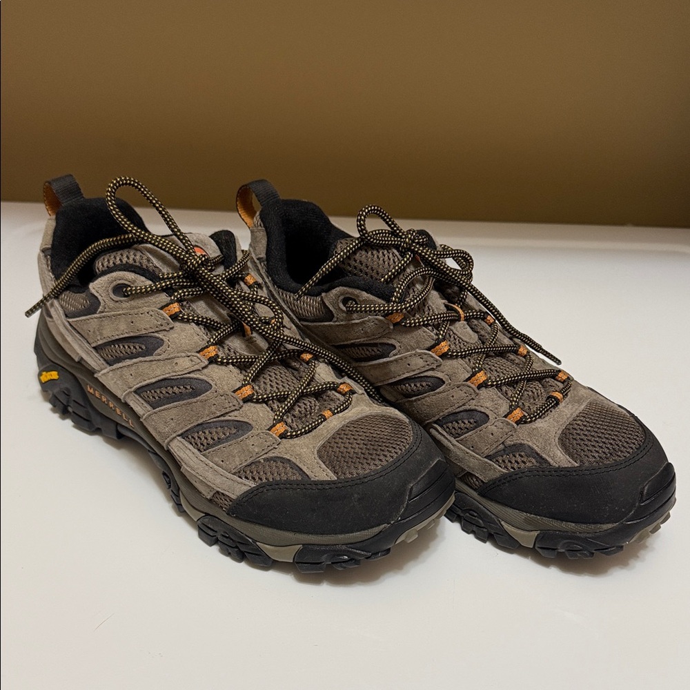New!! Merrell Men's Athletic Shoes - Brown and Black